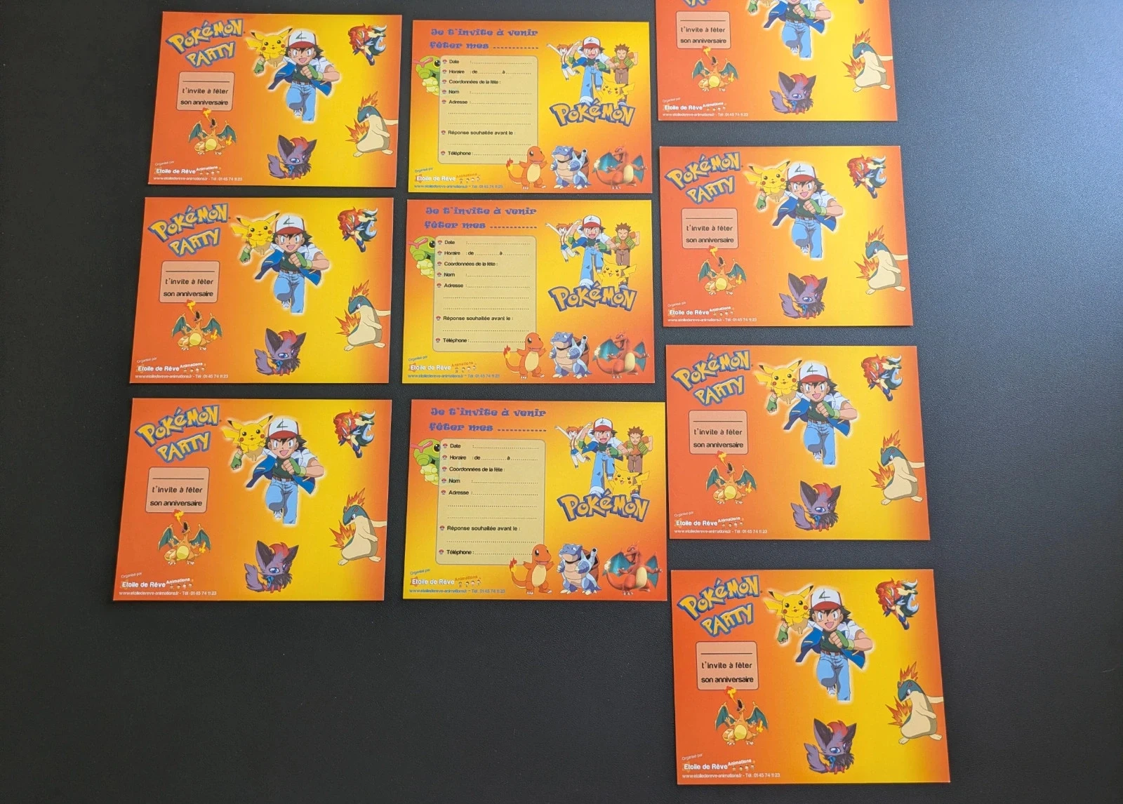 Dix cartons d'invitation Pokémon